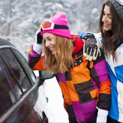 Accueil deux femmes au ski